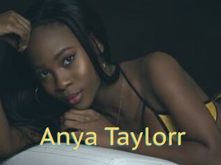 Anya_Taylorr