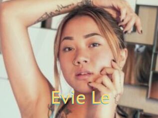 Evie_Le