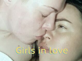 Girls_in_love
