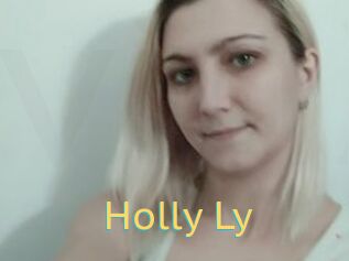 Holly_Ly
