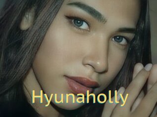 Hyunaholly