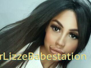 KarLizzeBabestation