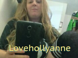 Lovehollyanne