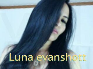 Luna_evanshott