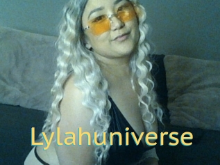 Lylahuniverse