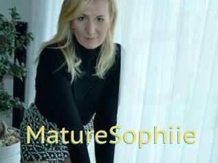 MatureSophiie