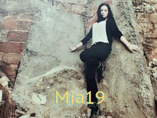 Mia19