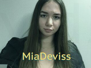 MiaDeviss