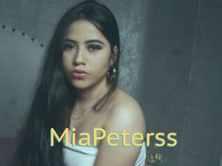 MiaPeterss