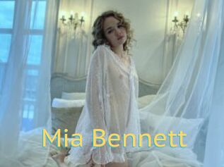 Mia_Bennett