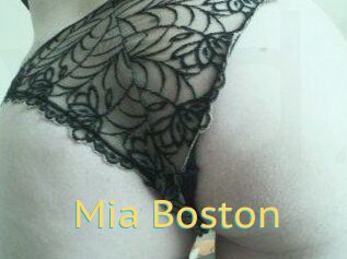 Mia_Boston