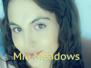 Mia_Meadows