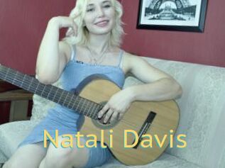 Natali_Davis