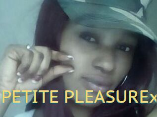 PETITE_PLEASUREx
