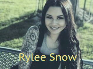 Rylee_Snow