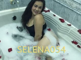 SELENA054