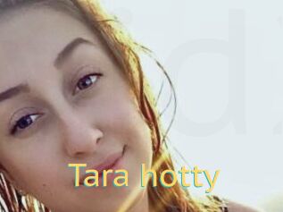 Tara_hotty