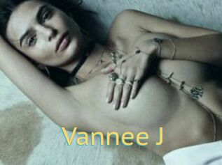 Vannee_J