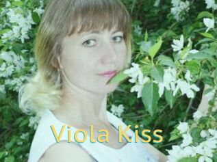 Viola_Kiss_