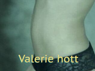 Valerie_hott
